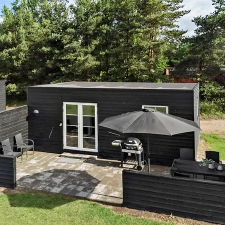 Amazing In Vaeggerlose With Kitchenette Lejlighed Bøtø By